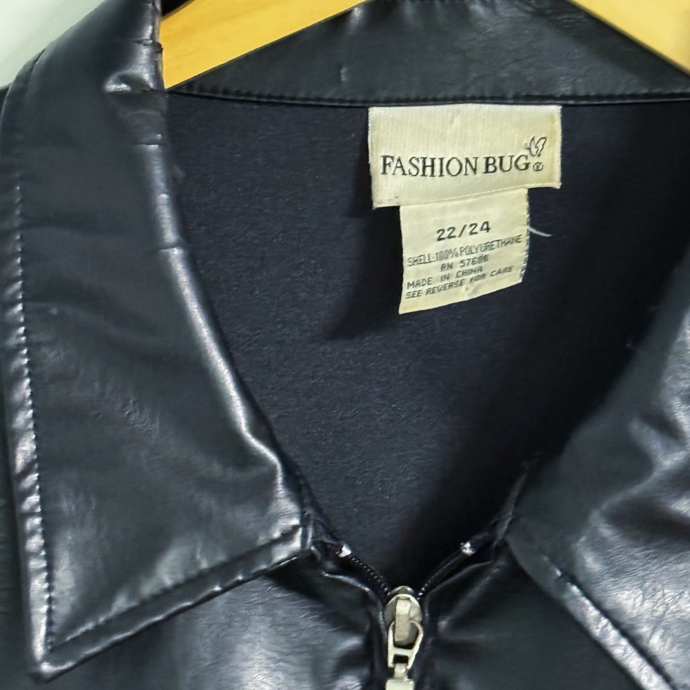 Fashion Bug Plus 22/24 Black Faux Leather Jacket | DIY Upcycle Project Ready - Picture 2 of 10